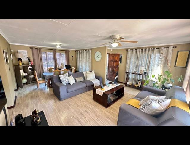 3 BEDROOM HOUSE FOR SALE IN ELANDSPARK